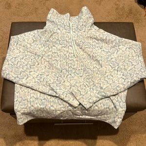 Warm and cozy cropped fleece top from Old Navy